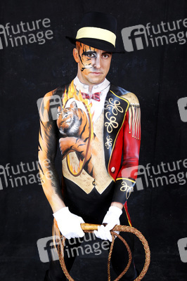 Zirkus / Circus Body Painting
