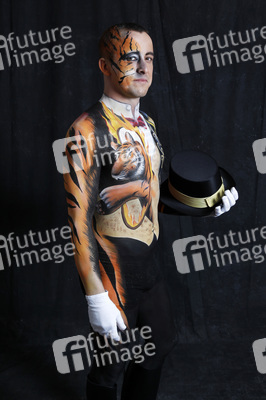 Zirkus / Circus Body Painting