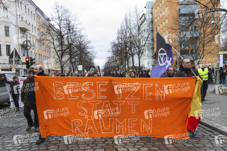 Demo gegen die Zwangsräumung der Beermannstraße sowie den Ausbau der A100, Berlin