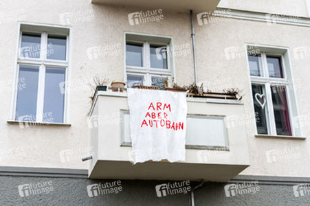 Demo gegen die Zwangsräumung der Beermannstraße sowie den Ausbau der A100, Berlin