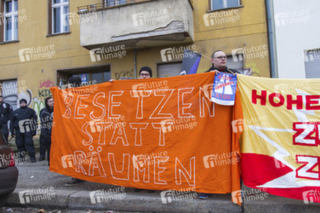 Demo gegen die Zwangsräumung der Beermannstraße sowie den Ausbau der A100, Berlin