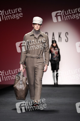 DAKS Fashion Show, London Fashion Week