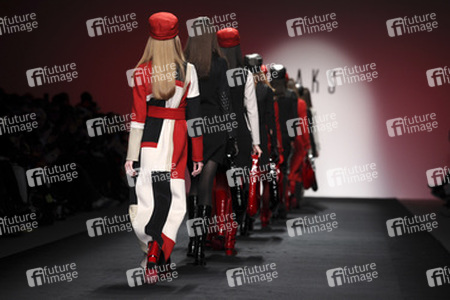 DAKS Fashion Show, London Fashion Week