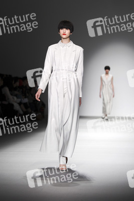J. JS. Lee Fashion Show, London Fashion Week