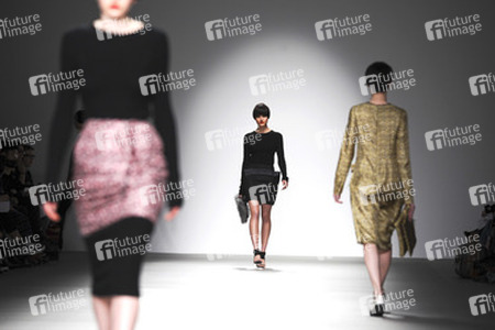 J. JS. Lee Fashion Show, London Fashion Week