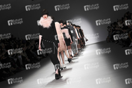J. JS. Lee Fashion Show, London Fashion Week