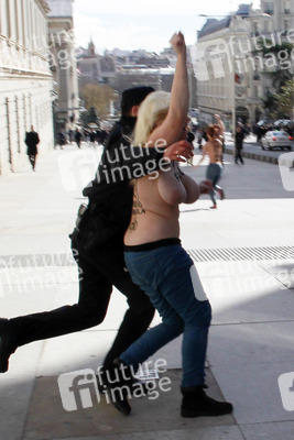 Femen Demo gegen Polizeistaatgesetz, Madrid