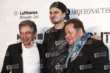 'Insights by Mayk Azzato' Fotoausstellung, München