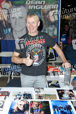 Long Beach Comic Expo 2015