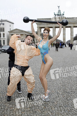 Micaela Schäfer für Olympia 2024 in Berlin