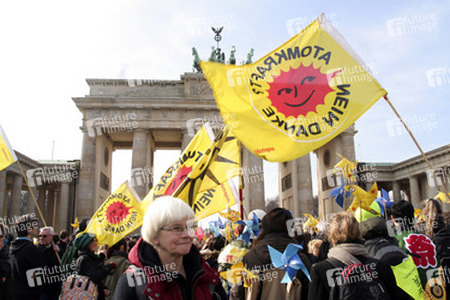 Kazaguruma-Demo zum 4. Jahrestag von Fukushima, Berlin