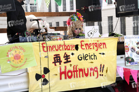Kazaguruma-Demo zum 4. Jahrestag von Fukushima, Berlin