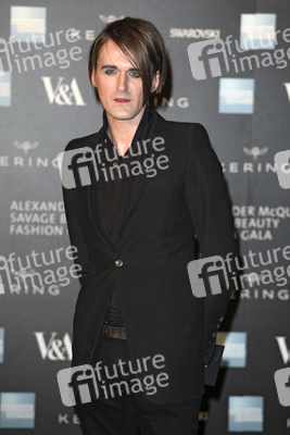 Alexander McQueen: Savage Beauty Fashion Gala, London