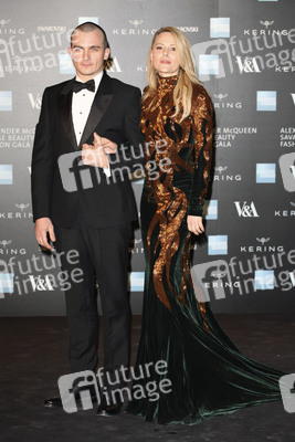 Alexander McQueen: Savage Beauty Fashion Gala, London