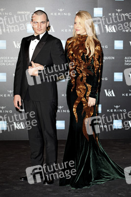 Alexander McQueen: Savage Beauty Fashion Gala, London
