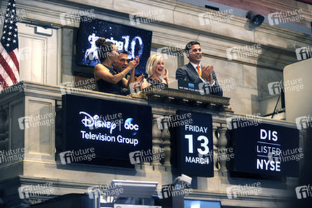 Die 'Dancing with the Stars' Jury läutest die NYST Closing Bell, New York