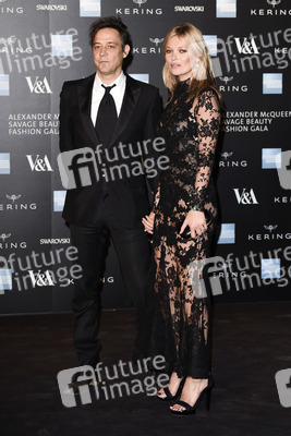 Alexander McQueen: Savage Beauty Fashion Gala, London