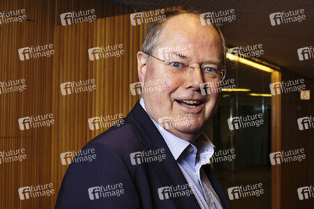 'Peer Steinbrück macht sich Sorgen' Lesing, Köln