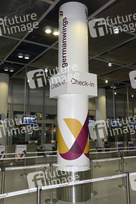 Flughafen Düsseldorf nach Flugzeugunglück