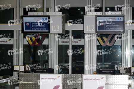 Flughafen Düsseldorf nach Flugzeugunglück