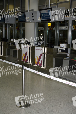 Flughafen Düsseldorf nach Flugzeugunglück