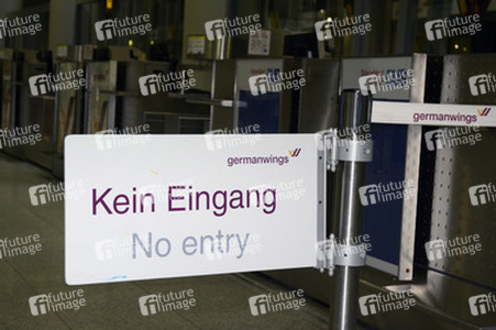 Flughafen Düsseldorf nach Flugzeugunglück