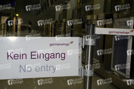 Flughafen Düsseldorf nach Flugzeugunglück