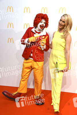 Grand Opening vom McDonald's Restaurant am Flughafen, Frankfurt