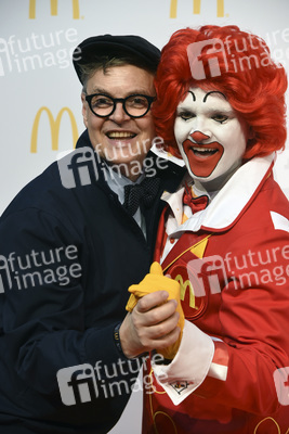 Grand Opening vom McDonald's Restaurant am Flughafen, Frankfurt