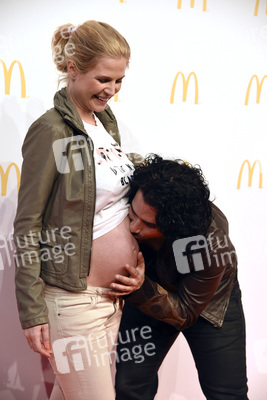 Grand Opening vom McDonald's Restaurant am Flughafen, Frankfurt