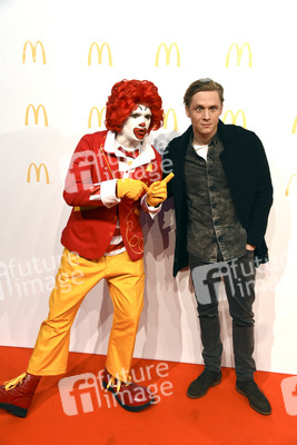 Grand Opening vom McDonald's Restaurant am Flughafen, Frankfurt