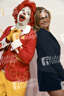 Grand Opening vom McDonald's Restaurant am Flughafen, Frankfurt
