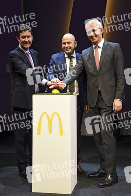 Grand Opening vom McDonald's Restaurant am Flughafen, Frankfurt