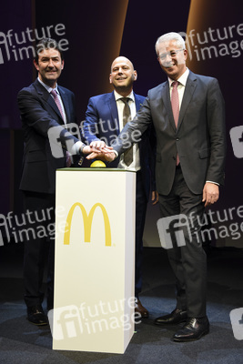 Grand Opening vom McDonald's Restaurant am Flughafen, Frankfurt