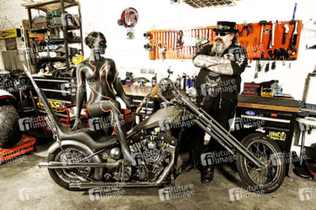 WORKING ART: Zweiradmechaniker / Motorcycle Mechanic