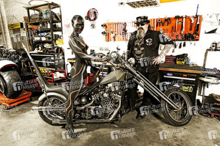 WORKING ART: Zweiradmechaniker / Motorcycle Mechanic