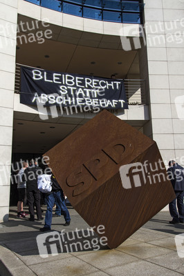 Aktivisten besetzen die Bundeszentrale der SPD, Berlin