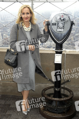 J.K. Rowling beleuchtet das Empire State Building, New York