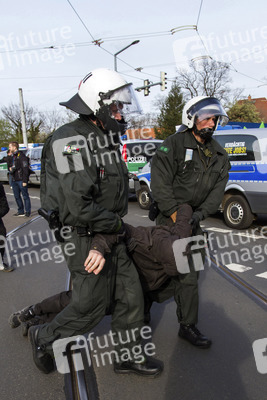 Proteste gegen Pegida Demonstration, Dresden