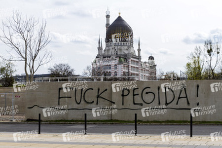 Proteste gegen Pegida Demonstration, Dresden