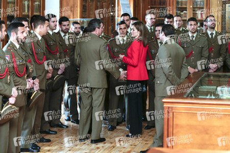 Königin Letizia besucht die Artillerie Militärakademie, Segovia