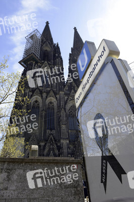 Zentrale Trauerfeier für die Opfer des Germanwings-Absturzes im Kölner Dom