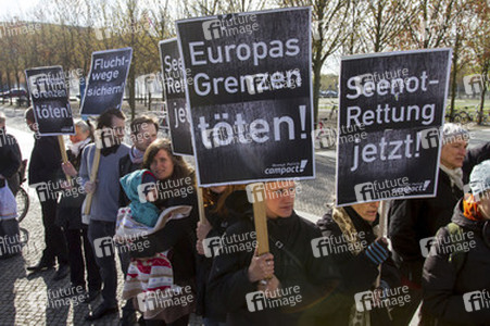 Campact-Aktion 'Europas Grenzen töten', Berlin