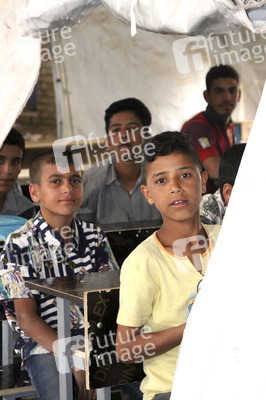Flüchtlingscamp für syrische Bürgerkriegsflüchtlinge nahe der Stadt Arbat