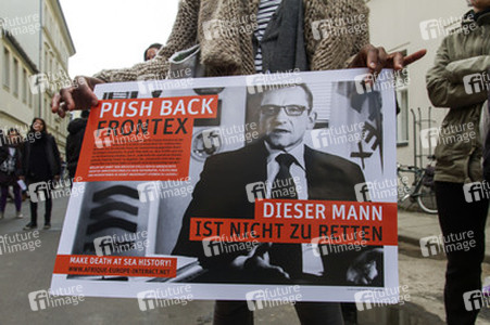 Farbbeutel Attacke auf Klaus Rösler, Berlin