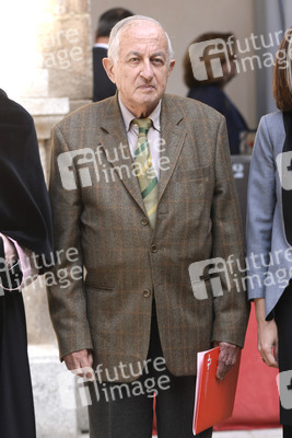 Premio Miguel de Cervantes 2015, Alcalá de Henares