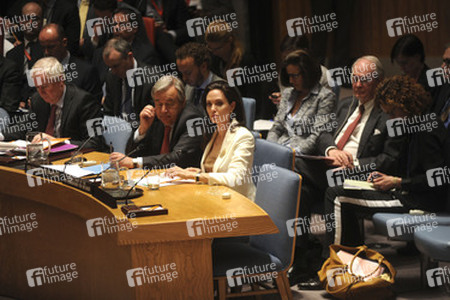 Angelina Jolie bei einer Sitzung des UN-Sicherheitsrates, New York