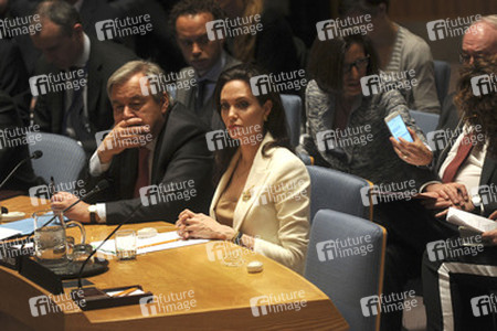 Angelina Jolie bei einer Sitzung des UN-Sicherheitsrates, New York