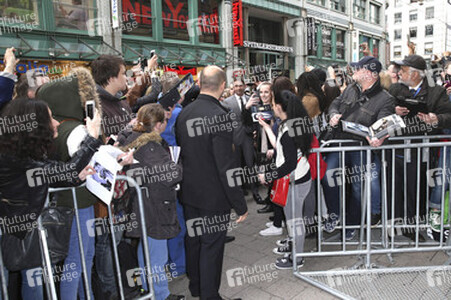 Gerard Butler im Douglas Store, Hamburg