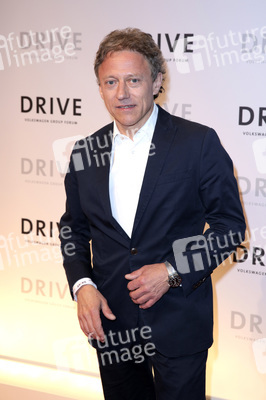 Eröffnung des DRIVE. Volkswagen Group Forum in Berlin